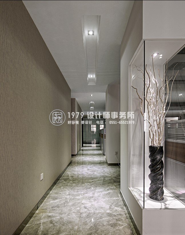 辦公室設計之南康華瑞地產(chǎn)辦公室設計走道設計效果圖